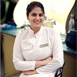 Dr. Kanesha Kakkar (Dentist)