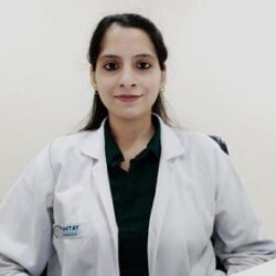 Dr. Kirti Bhardwaj (Dentist)
