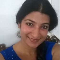 Dr. Divya Sharma (Dentist)