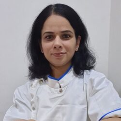 Dr. Neha Singh (Dentist)