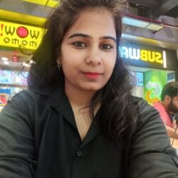 Dr. Shivani Gupta (Dentist)