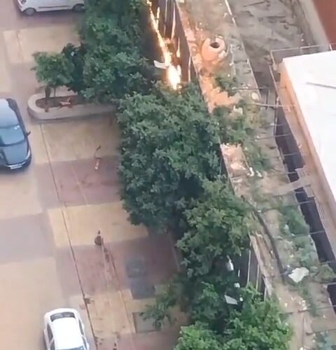 ग्रेटर नोएडा वेस्ट की गौर सिटी 2 में आईजीएल पाइपलाइन लीकेज से लगी आग
