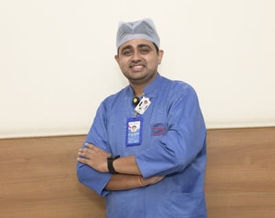 Dr. Anuj Varshney (Dentist)